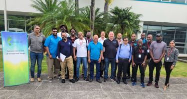 Group picture of the 17 participants and trainer Reiner Mayers (BFS, Germany) 